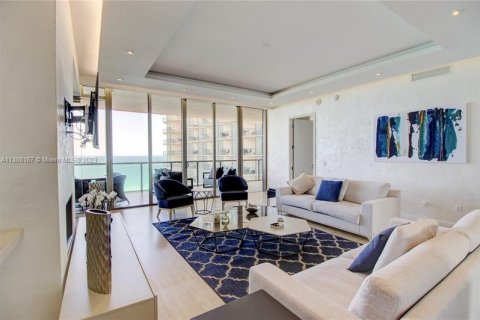 Copropriété à louer à Bal Harbour, Floride: 3 chambres, 263.84 m2 № 1959292 - photo 5