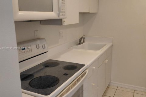 Copropriété à vendre à North Palm Beach, Floride: 1 chambre, 63.55 m2 № 2030415 - photo 3