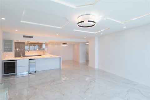 Condo in Boca Raton, Florida, 2 bedrooms  № 2053060 - photo 14