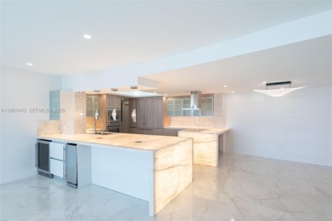 Condo in Boca Raton, Florida, 2 bedrooms  № 2053060 - photo 10