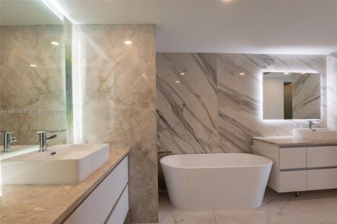 Condo in Boca Raton, Florida, 2 bedrooms  № 2053060 - photo 28