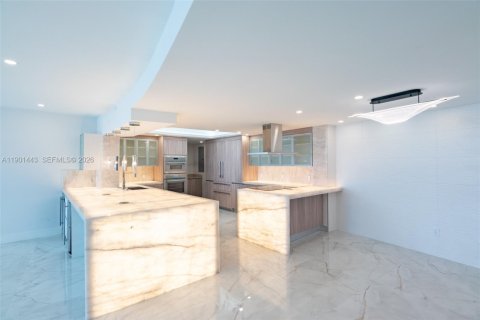 Condo in Boca Raton, Florida, 2 bedrooms  № 2053060 - photo 15