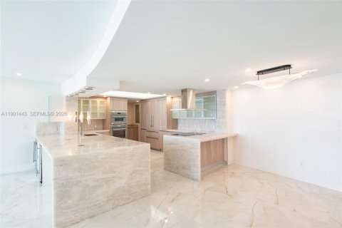 Condo in Boca Raton, Florida, 2 bedrooms  № 2053060 - photo 16