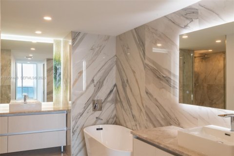 Condo in Boca Raton, Florida, 2 bedrooms  № 2053060 - photo 27