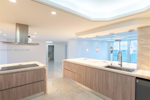 Condo in Boca Raton, Florida, 2 bedrooms  № 2053060 - photo 8