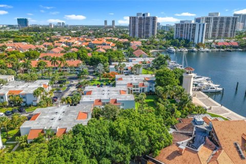 Condominio en alquiler en Aventura, Florida, 2 dormitorios, 116.22 m2 № 1895444 - foto 7