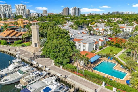 Condominio en alquiler en Aventura, Florida, 2 dormitorios, 116.22 m2 № 1895444 - foto 10