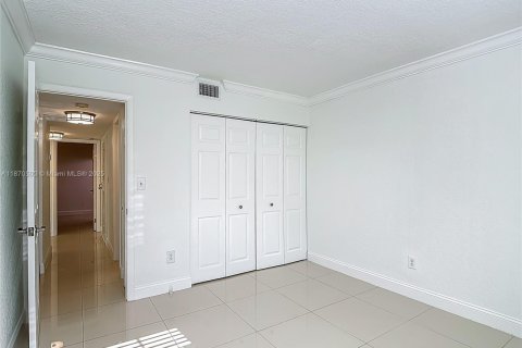 Condominio en alquiler en Aventura, Florida, 2 dormitorios, 116.22 m2 № 1895444 - foto 19