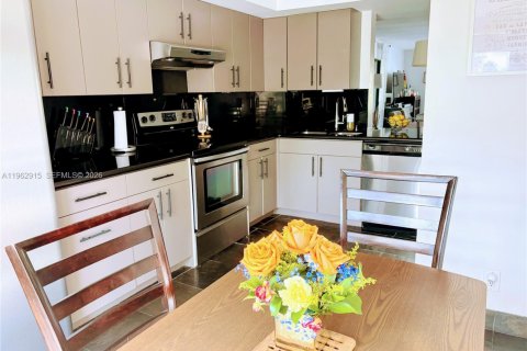 Купить кондоминиум в Авентура, Флорида 3 спальни, 150.22м2, № 2023938 - фото 6