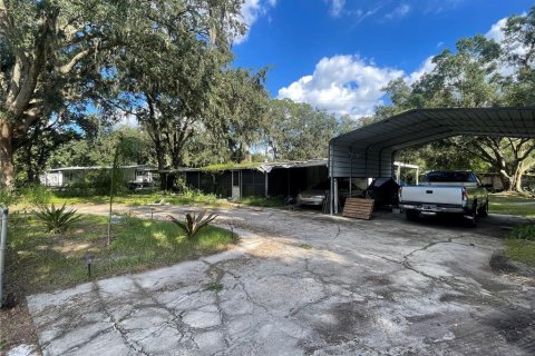 Immobilier commercial à Lakeland, Floride 7 chambres, 264.96 m2 № 2434602