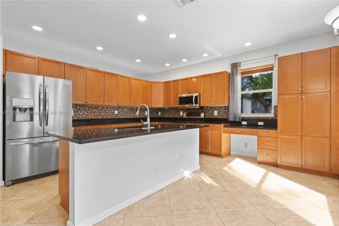 House in Wellington, Florida 3 bedrooms, 239.04 sq.m. № 1482948 - photo 10