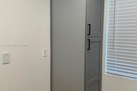 Condominio en alquiler en Fort Myers, Florida, 2 dormitorios № 2054234 - foto 6