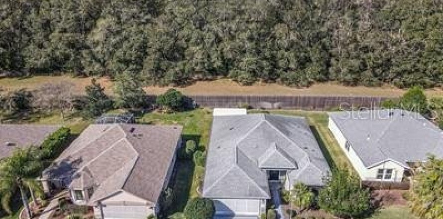Casa en Summerfield, Florida 3 dormitorios, 160.07 m2 № 1601938