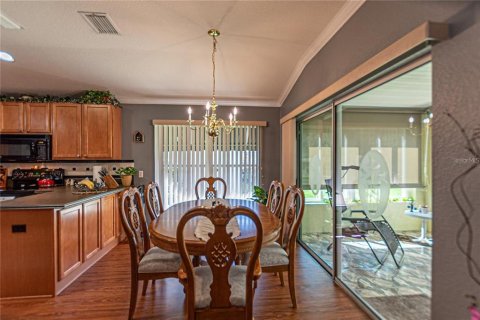 House in Summerfield, Florida 3 bedrooms, 160.07 sq.m. № 1601938 - photo 6