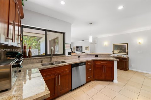 Villa ou maison à vendre à Davie, Floride: 3 chambres, 173.73 m2 № 2181161 - photo 11