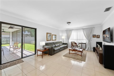 Villa ou maison à vendre à Davie, Floride: 3 chambres, 173.73 m2 № 2181161 - photo 14