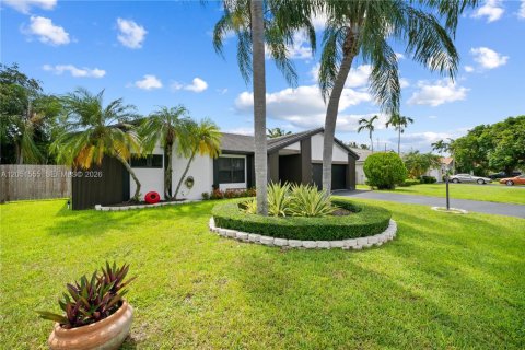 Villa ou maison à vendre à Davie, Floride: 3 chambres, 173.73 m2 № 2181161 - photo 2