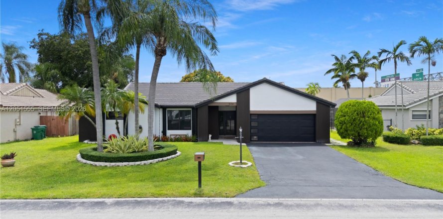 Villa ou maison à Davie, Floride 3 chambres, 173.73 m2 № 2181161