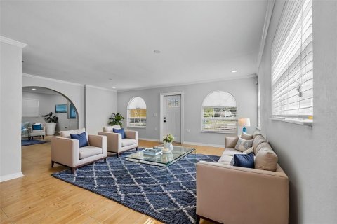 Villa ou maison à vendre à Tampa, Floride: 3 chambres, 139.63 m2 № 1721472 - photo 7
