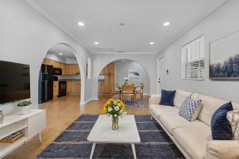 Villa ou maison à vendre à Tampa, Floride: 3 chambres, 139.63 m2 № 1721472 - photo 18