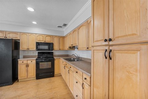 Villa ou maison à vendre à Tampa, Floride: 3 chambres, 139.63 m2 № 1721472 - photo 14