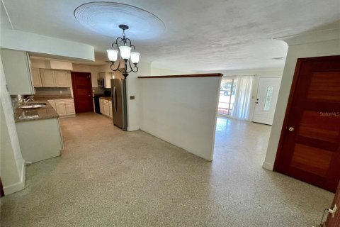 Casa en alquiler en Altamonte Springs, Florida, 3 dormitorios, 138.98 m2 № 1910560 - foto 14