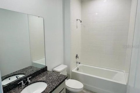 Casa en alquiler en Kissimmee, Florida, 4 dormitorios, 204.94 m2 № 1657608 - foto 15