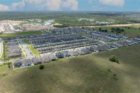 Casa en alquiler en Kissimmee, Florida, 4 dormitorios, 204.94 m2 № 1657608 - foto 18