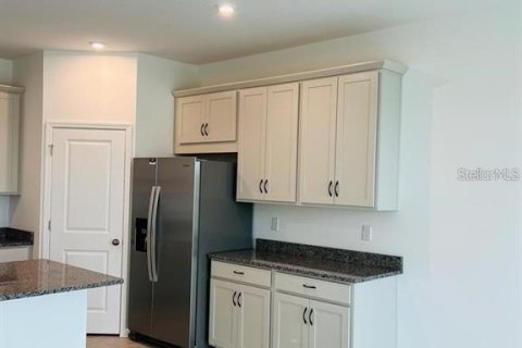 Casa en alquiler en Kissimmee, Florida, 4 dormitorios, 204.94 m2 № 1657608 - foto 6