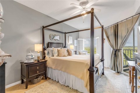 Condo in New Smyrna Beach, Florida, 2 bedrooms № 2210885 - photo 5