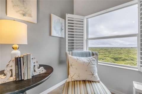 Condo in New Smyrna Beach, Florida, 2 bedrooms № 2210885 - photo 22