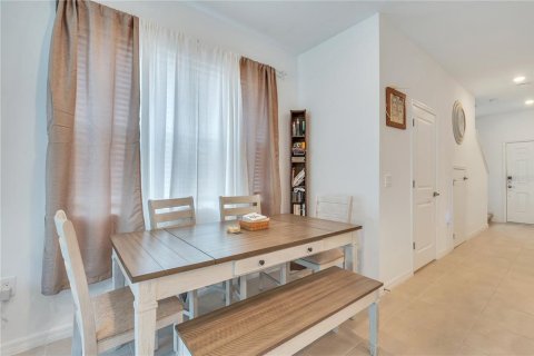 Townhouse in Kissimmee, Florida 3 bedrooms, 144.46 sq.m. № 1670837 - photo 17