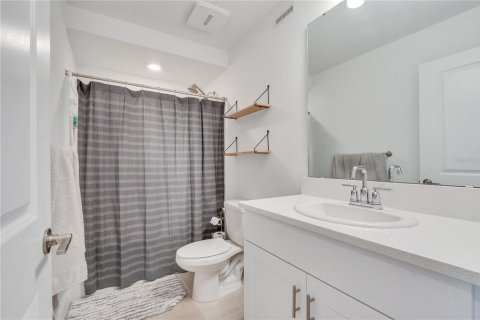 Townhouse in Kissimmee, Florida 3 bedrooms, 144.46 sq.m. № 1670837 - photo 30