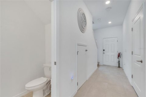 Townhouse in Kissimmee, Florida 3 bedrooms, 144.46 sq.m. № 1670837 - photo 7