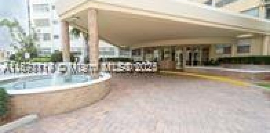 Condo à Hallandale Beach, Floride, 1 chambre № 1895636