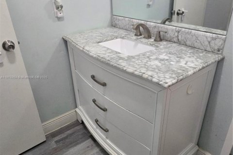 Villa ou maison à vendre à Pembroke Pines, Floride: 3 chambres, 113.15 m2 № 1761653 - photo 15