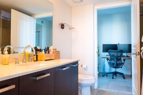 Copropriété à vendre à Miami, Floride: 1 chambre, 64.38 m2 № 2010466 - photo 20