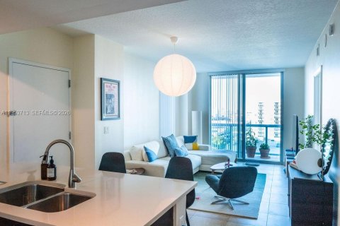 Copropriété à vendre à Miami, Floride: 1 chambre, 64.38 m2 № 2010466 - photo 9