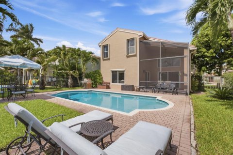 Villa ou maison à vendre à Royal Palm Beach, Floride: 4 chambres, 207.92 m2 № 2390297 - photo 4