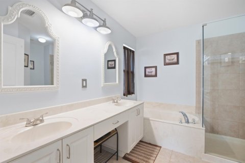 Villa ou maison à vendre à Royal Palm Beach, Floride: 4 chambres, 207.92 m2 № 2390297 - photo 24