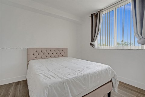 Купить кондоминиум в Авентура, Флорида 2 спальни, 98.66м2, № 1846165 - фото 27