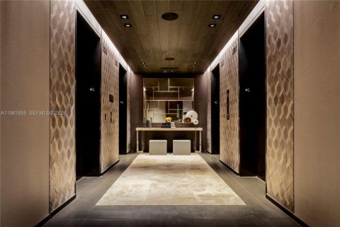 Condo in Miami, Florida, 1 bedroom  № 2029171 - photo 4