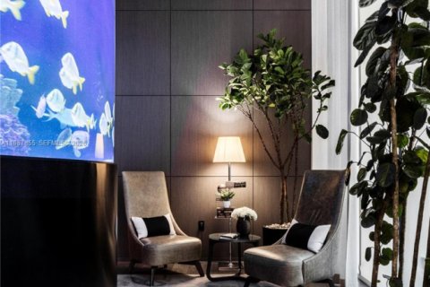 Condo in Miami, Florida, 1 bedroom  № 2029171 - photo 3