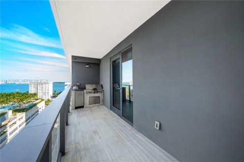 Condo in Miami, Florida, 1 bedroom  № 2029171 - photo 15
