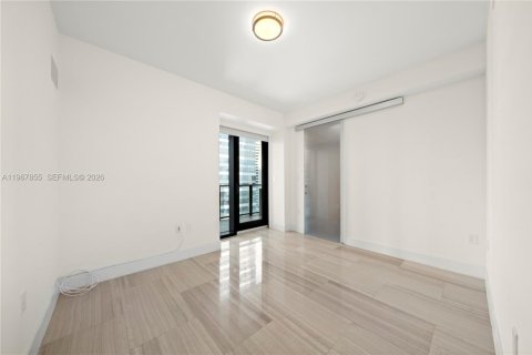 Condo in Miami, Florida, 1 bedroom  № 2029171 - photo 11
