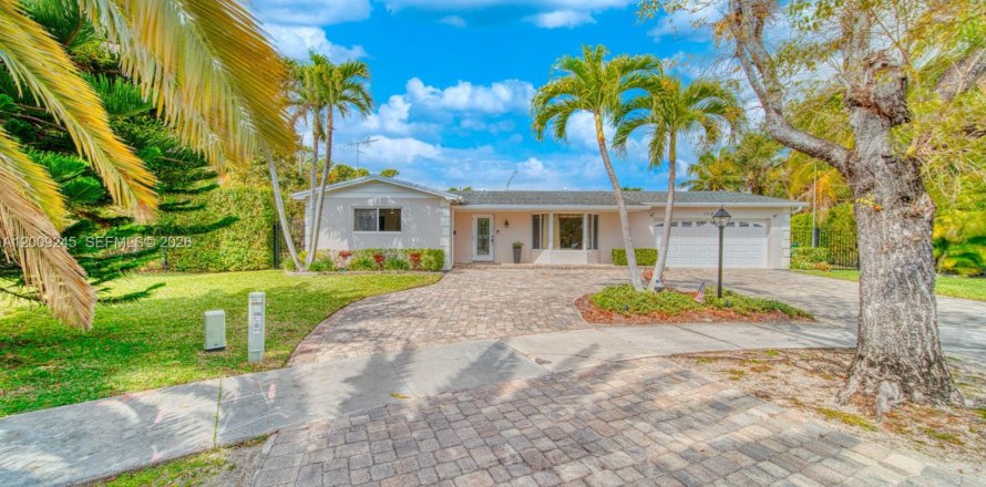 Casa en Miami, Florida 4 dormitorios № 2176604