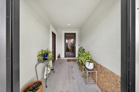 Villa ou maison à vendre à Port St. Lucie, Floride: 3 chambres, 163.14 m2 № 2241927 - photo 5