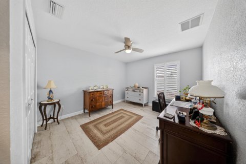 Villa ou maison à vendre à Port St. Lucie, Floride: 3 chambres, 163.14 m2 № 2241927 - photo 19