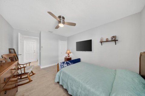 Villa ou maison à vendre à Port St. Lucie, Floride: 3 chambres, 163.14 m2 № 2241927 - photo 7