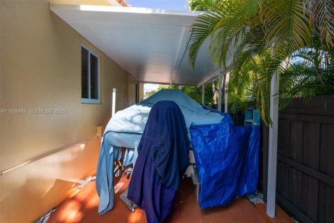 Villa ou maison à vendre à Miami, Floride: 3 chambres, 101.08 m2 № 1997565 - photo 20